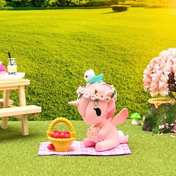 tokidoki Berry & Birdie Unicorno from Picnic Party Unicorno Series - Picture 1 of 2